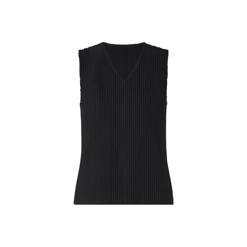 ISSEY MIYAKE Tank Tops Men Black-0