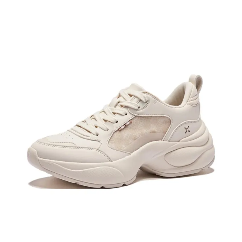 Erke Abrasion Resistant Breathable Low Top Casual Shoes Women's Eggnog Gray-1