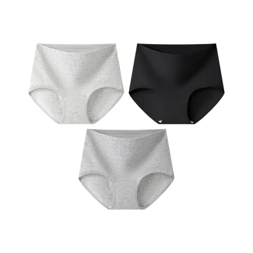 MADALLO Shorts Women's Combo Set