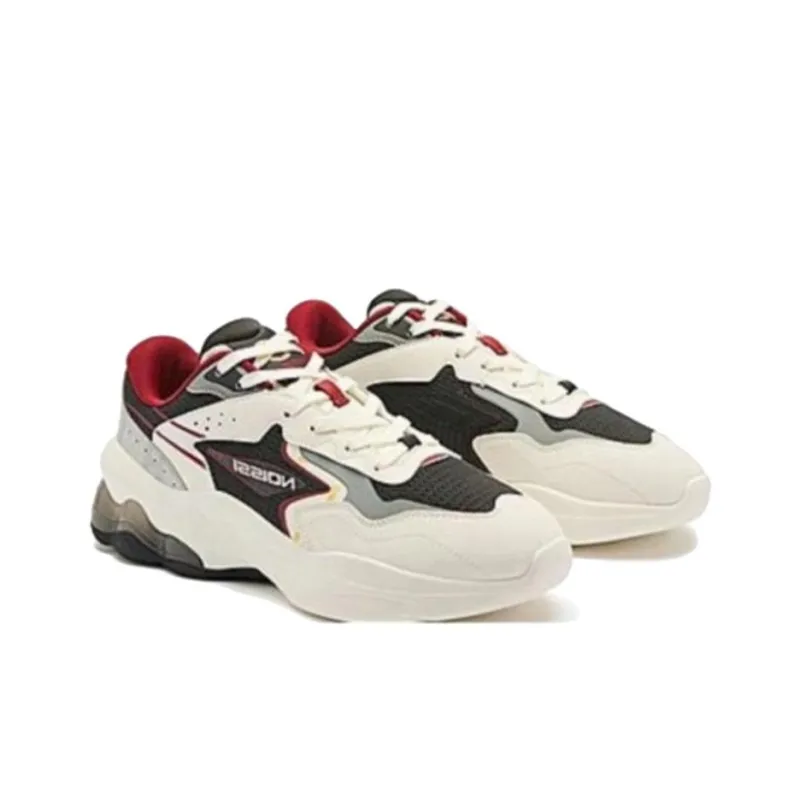 QIAODAN Non slip Lightweight Low Top Casual Shoes Men's White Red Black-3