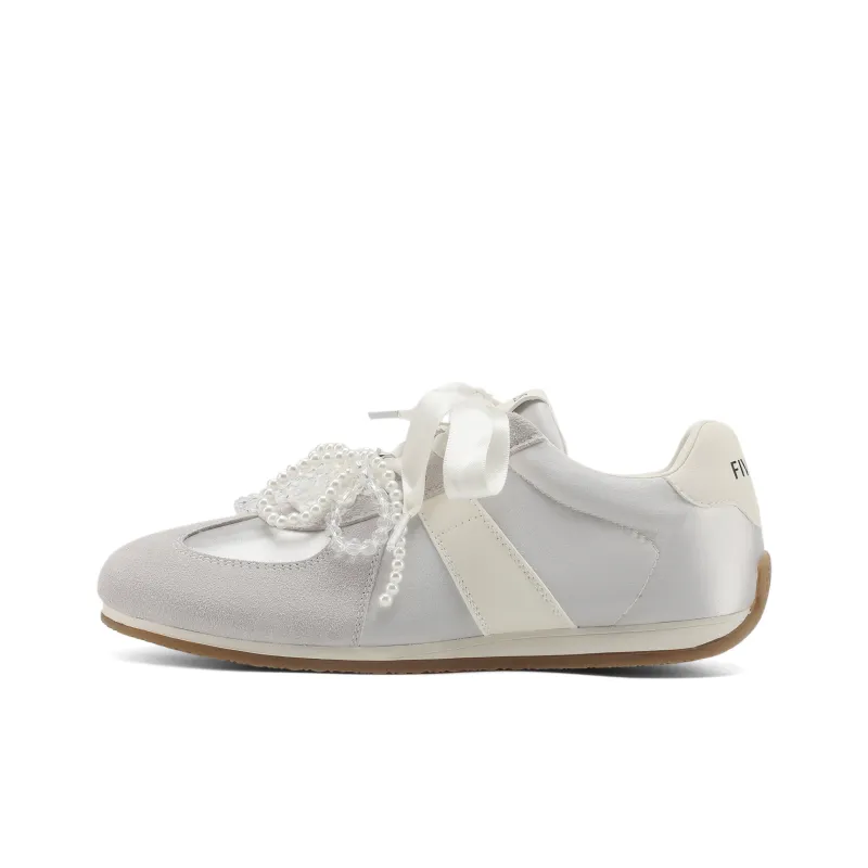 FIVE PLUS Anti Slip Wear Resistant Low Top Skateboard Shoes Women's-6