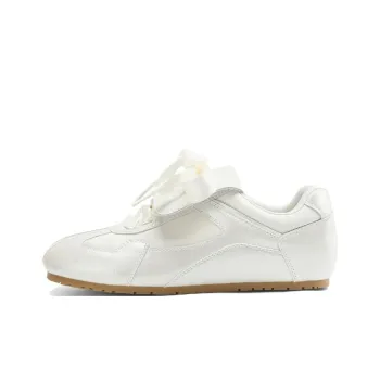 DAPHNE Low Top Casual Shoes Women's