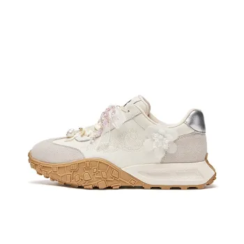 HR Height Increasing Slip Resistant Low Top Casual Shoes Women's Beige