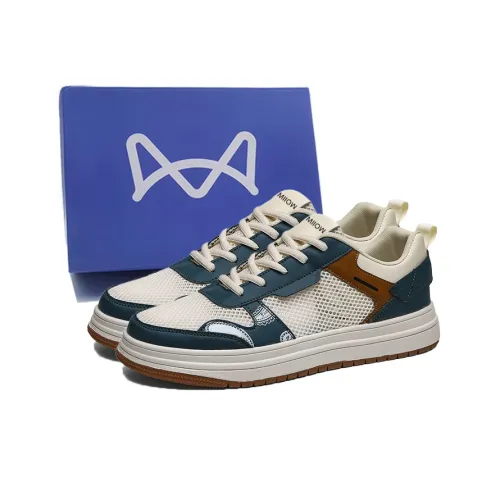 MIIOW Anti Slip Wear Resistant Low Top Skateboard Shoes Men's Box