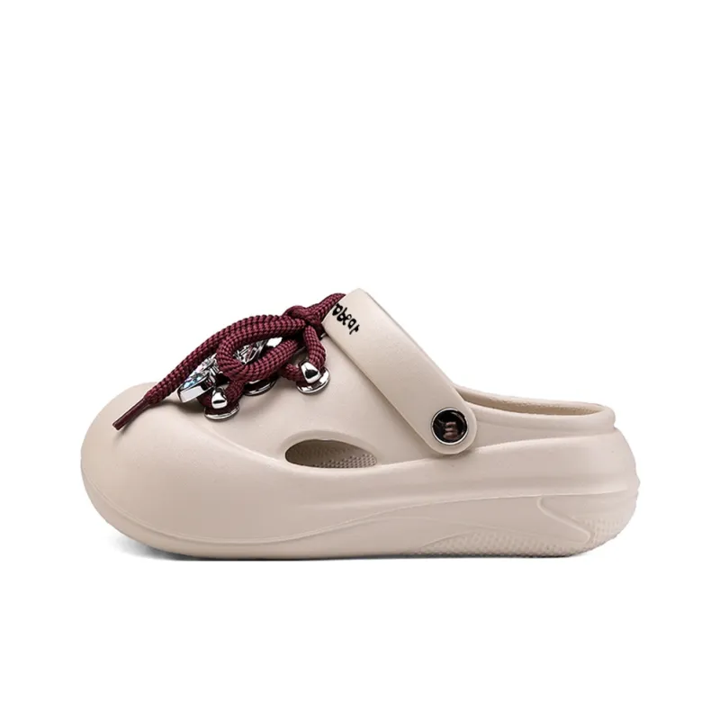 Budding Bear Clogs Women's-8