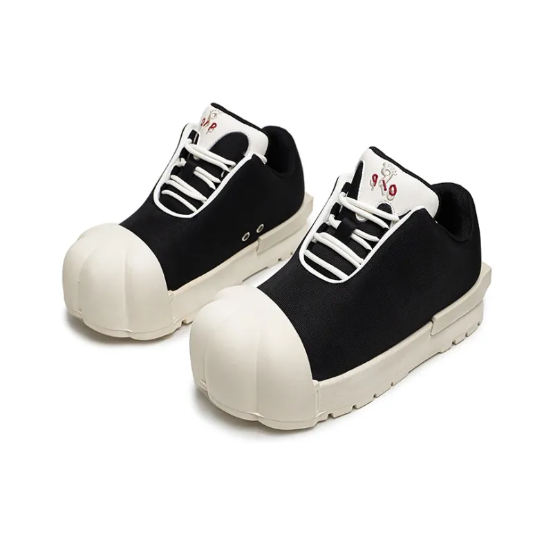 MOMGOG Low Top Casual Shoes Unisex Black-1