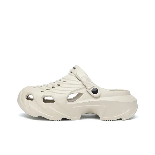 Budding Bear Clogs Men