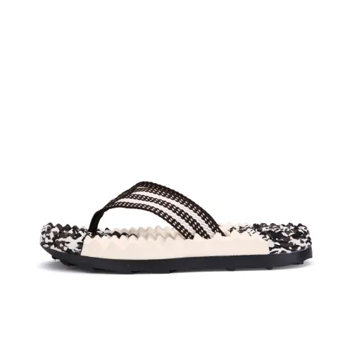 Budding Bear Odor Resistant Abrasion Resistant Slip Resistant Flip Flops Men's
