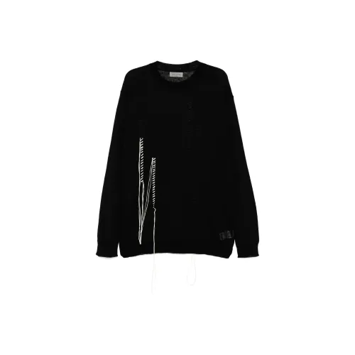 Lori Harvey Upgrades Basic Pullover With Pants