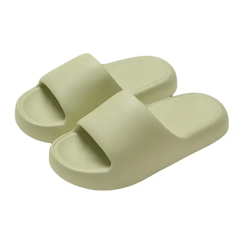 Lighthearted Slippers / Home Slippers