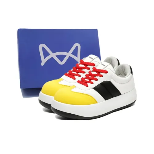 MIIOW Anti Slip Wear Resistant Low Top Skateboard Shoes Men's White Yellow Box