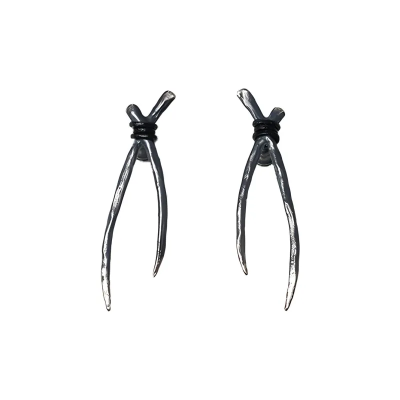 M.Wong Stud Earrings Unisex-2