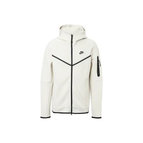 Nike Sportswear Tech Fleece Hoodie