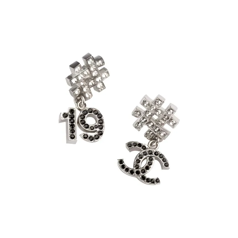 CHANEL Silver/Diamond Earrings AB8972-0