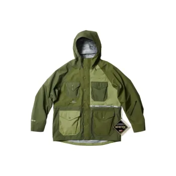 PALACE X Engineered Garments Gore Tex Field Parka