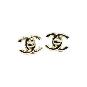 CHANEL 1996 Cc Turn lock Brooch