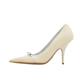 FERRAGAMO Slim Heel High Heels 9.5cm Women's Ivory White