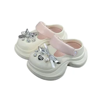 Mrs. Hui Slippers / Home Slippers
