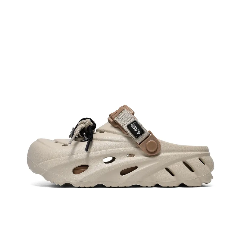 Q AND Clogs Unisex-1