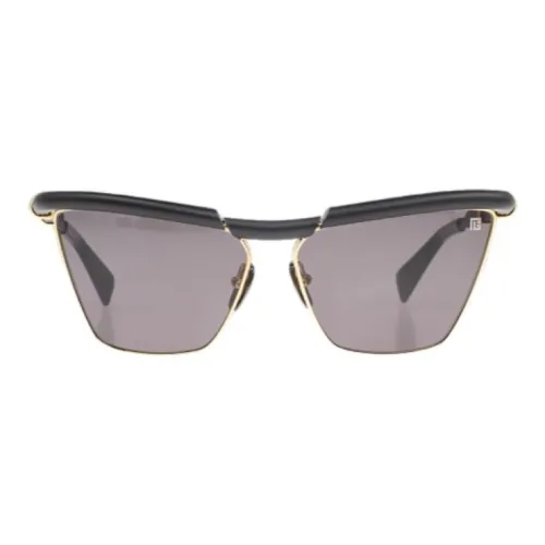 BALMAIN Cat Eye Frame Sunglasses