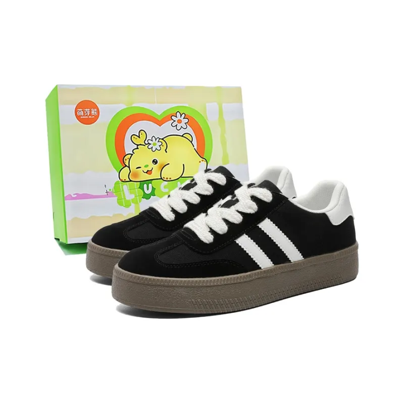 Budding Bear Low Top Skateboard Shoes Men's-0