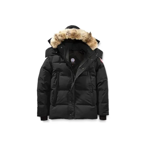 Canada Goose Wyndham Series Down Jacket Winter Men
s Black
