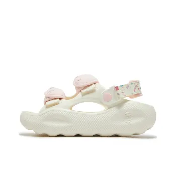 361° Piglet Beach Sandals Women's Heart Pink