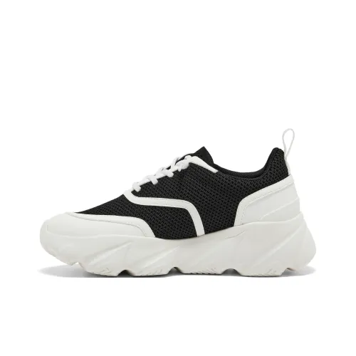 Walk More Wind Shadow II Low Top Chunky Sneakers Unisex
