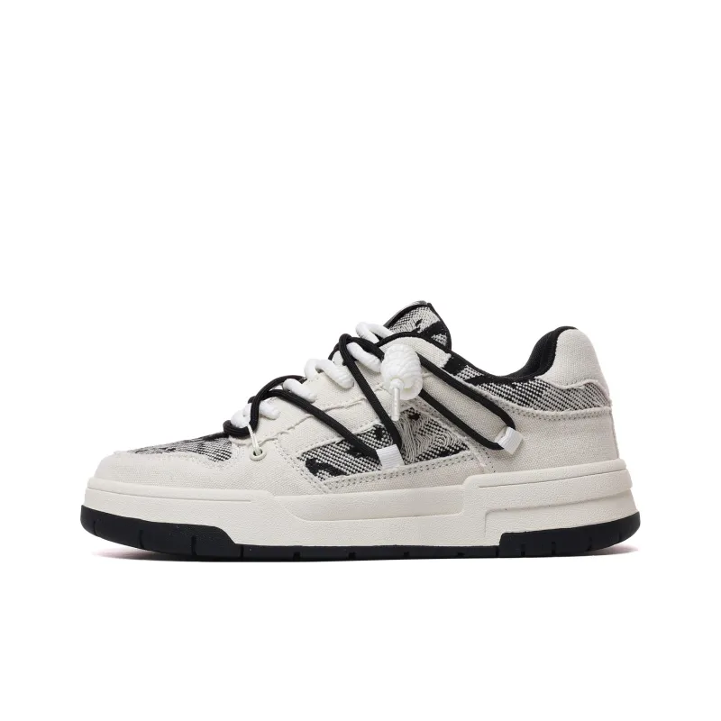 Yamid Slip Resistant, Abrasion Resistant, Breathable Low Top Skateboard Shoes Unisex Mismatched Couple Shoes-51