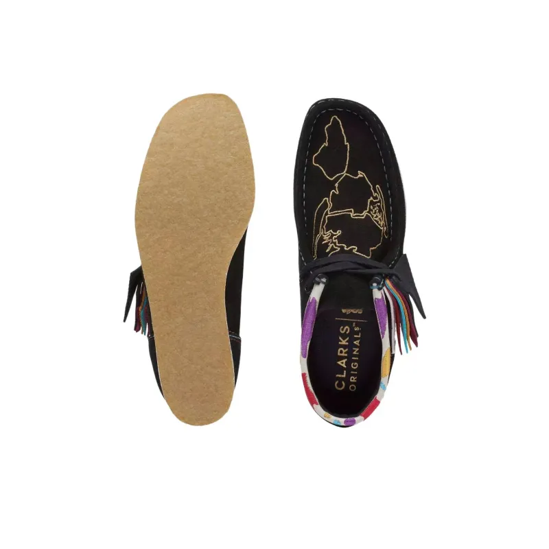 Clarks Originals Wallabee Boot Black Embroidery Women's-6