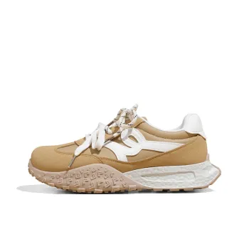 A Poinsettia Princess Low Top Casual Shoes Women's Yellow