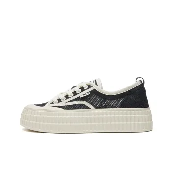 Boogie Bear Breathable, Height Increasing, Slip Resistant Low Top Skateboard Shoes Women's