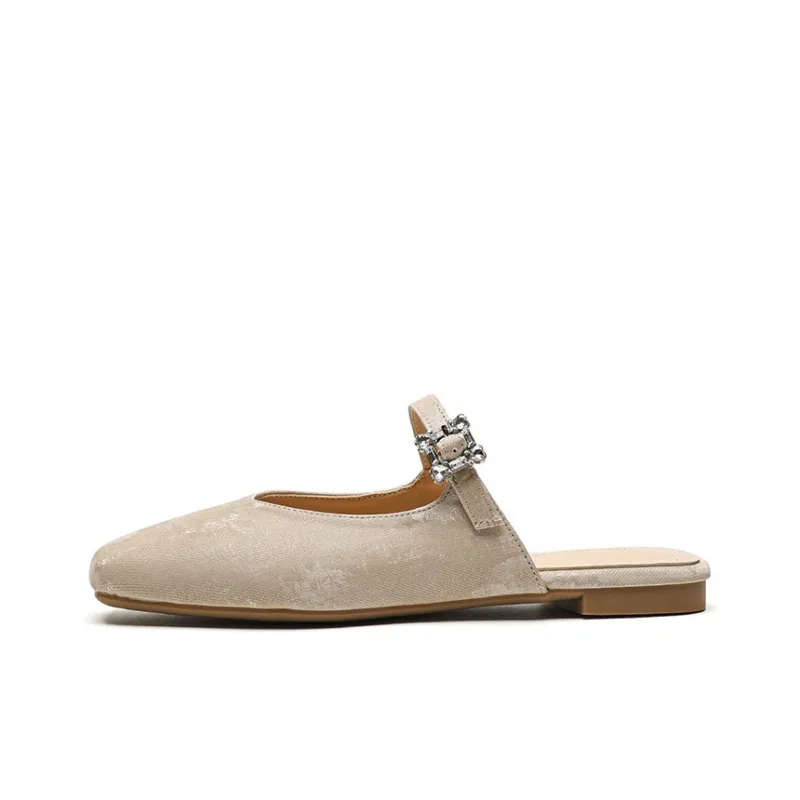 City Camel Quiet Closed Toe Slippers Women's-5