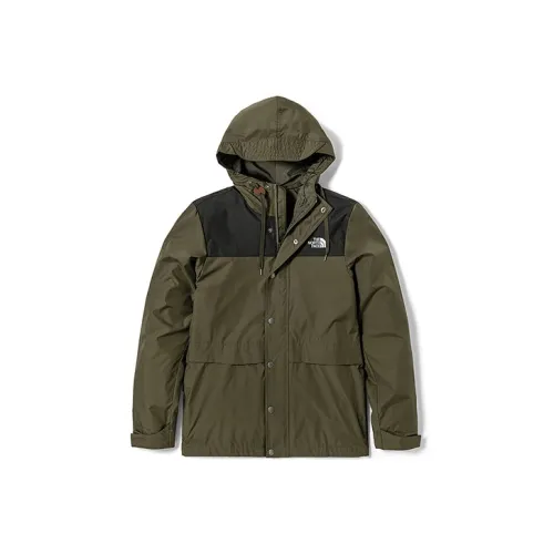THE NORTH FACE City Outdoor Collection Waterproof, Windproof, And Water Repellent Windbreaker Jacket Men's Green