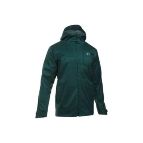 Top técnico en verde con media cremallera de Under Armour