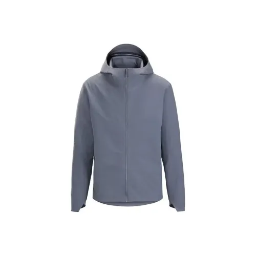 Hoodies & Sweatshirts