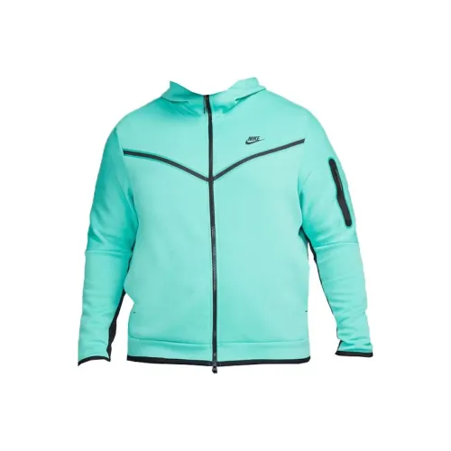 Nike Sportswear Tech Fleece Hoodie & Joggers Set