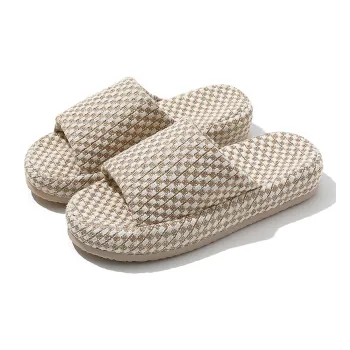Red bean Slippers / Home Slippers