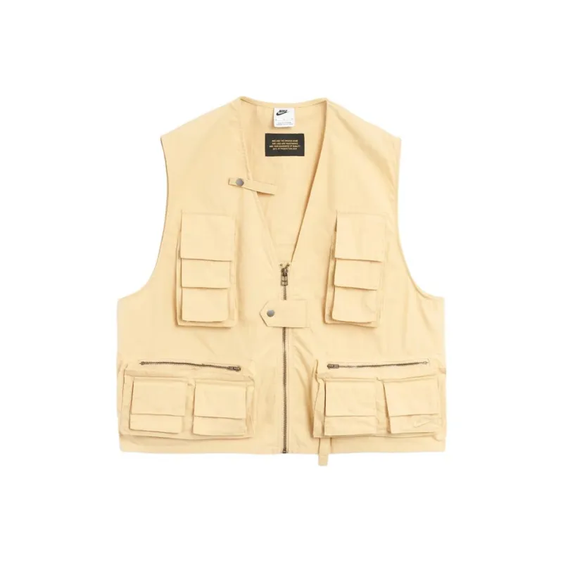 Nike Life Men's Utility Vest-0