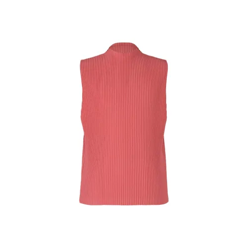 Homme Plissé Issey Miyake Monthly Color April Top