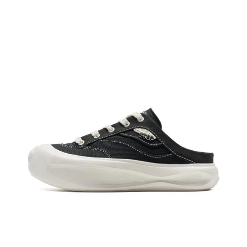 XTEP Non slip Lightweight Low Top Skateboard Shoes Women's Black White