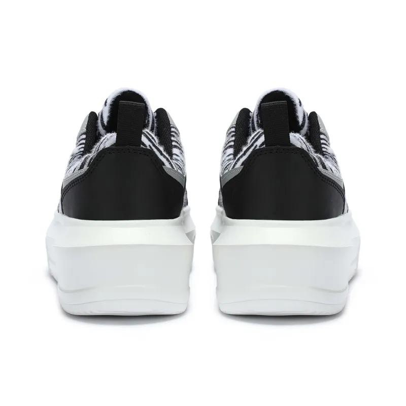 Singing Abrasion Resistant Lightweight Height Increasing Low Top Skateboard Shoes Unisex Black-4