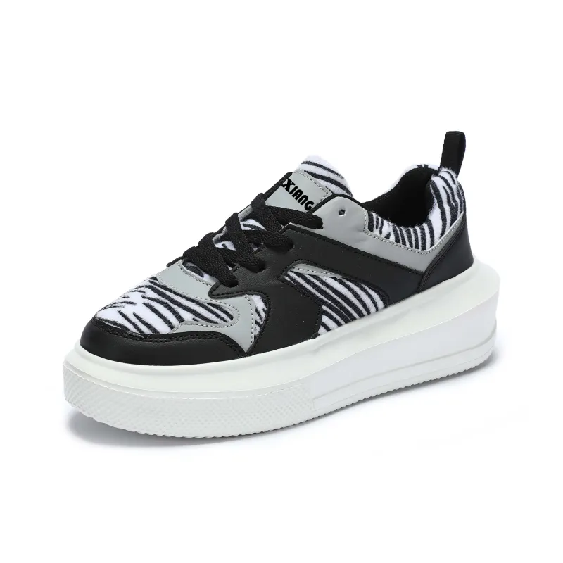 Singing Abrasion Resistant Lightweight Height Increasing Low Top Skateboard Shoes Unisex Black-2