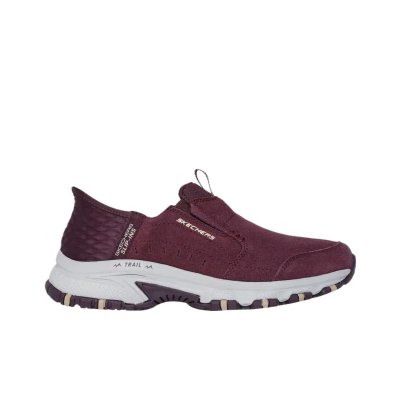 Skechers Hillcrest Low Top Outdoor Shoes Women's Bern Red-1