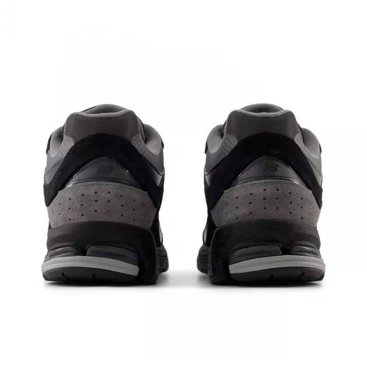 New Balance 2002R Ripstop Black-2