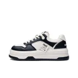 Classic White/Black