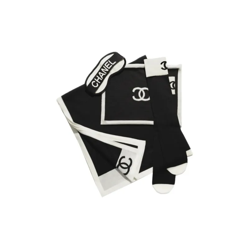 CHANEL Travel Set, Gift Box Set Black/Beige-0