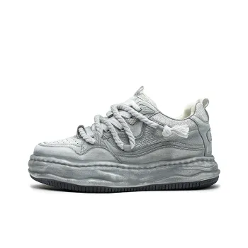 MOMGOG Skateboard Shoes Unisex Low Top
