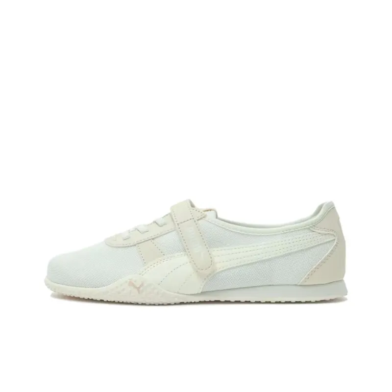 PUMA Bella V Blush Cushioning, Wear Resistant Low Top Casual Shoes Women's White-0