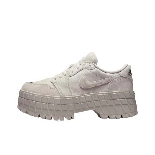 JORDAN 1 Low Brooklyn Light Bone Metallic Silver Women's